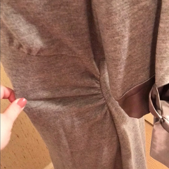 Diane von Furstenberg A-line wool dress. - Picture 7 of 7